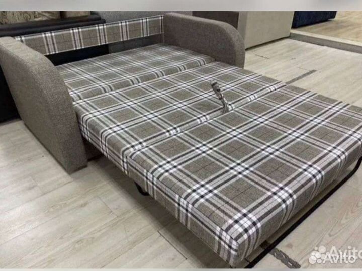 Диван чебурашка