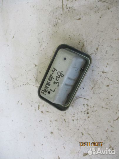 Пепельница дверная Форд Рейнджер 1 Мазда Б2500