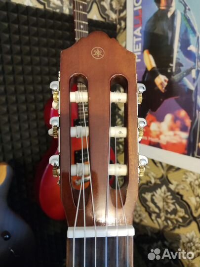 Классическая гитара Yamaha C40