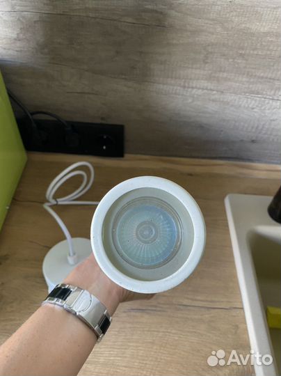 Провисели не долго