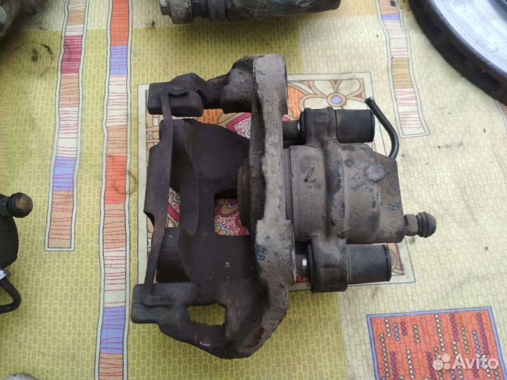 Суппорта Мерседес w211