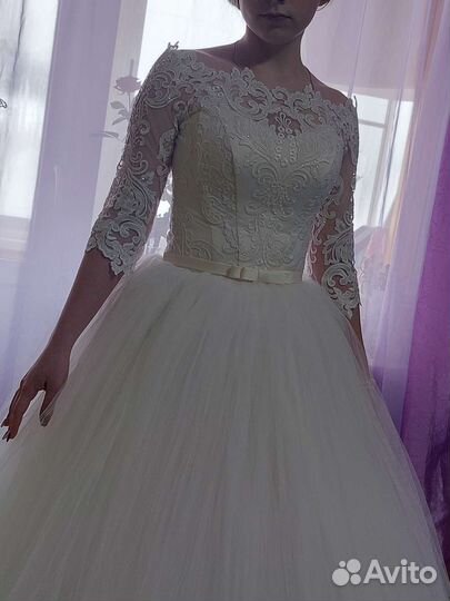 Свадебное платье