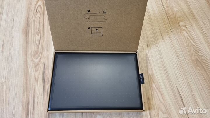 Графический планшет Wacom One by Wacom 2 Medium