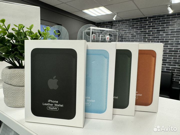 Картхолдер Apple Magsafe Leather Wallet