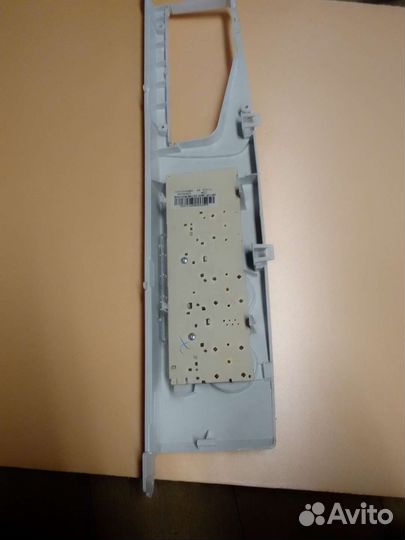 Панель управления Indezit wisl-82