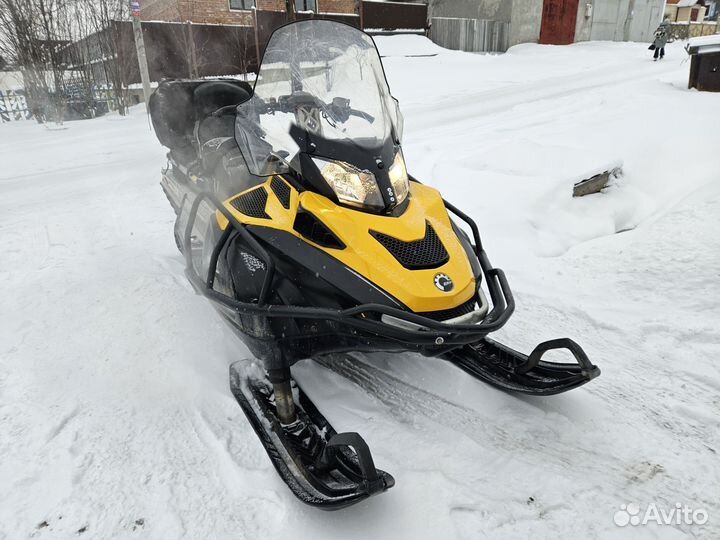 Снегоход скандик SWT 600