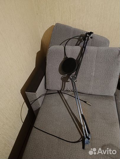 Держатель для микрофона с поп фильтром