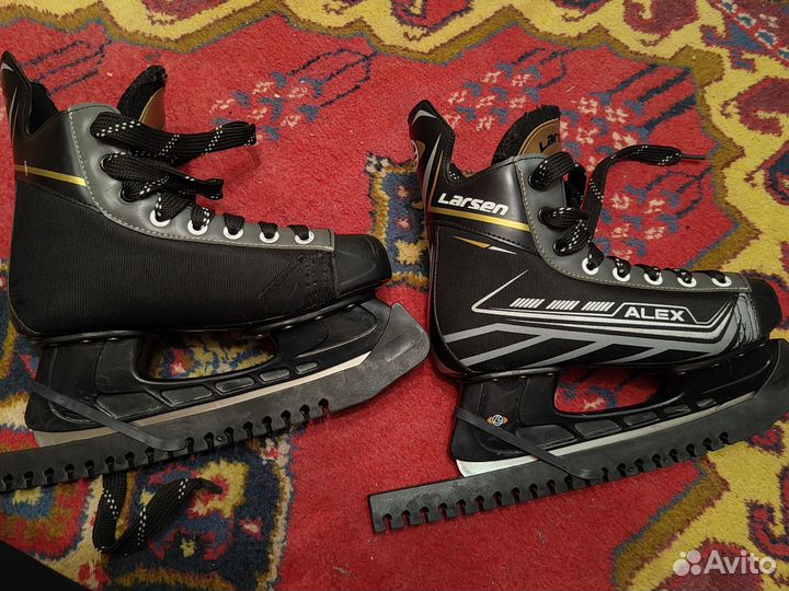 Хоккейные Коньки Larsen Alex