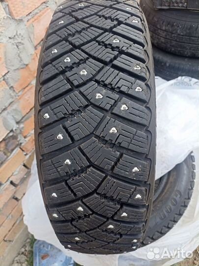 Goodyear Aquatred 4/8 R14 H