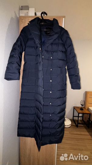 Стеганое пуховое пальто с капюшоном