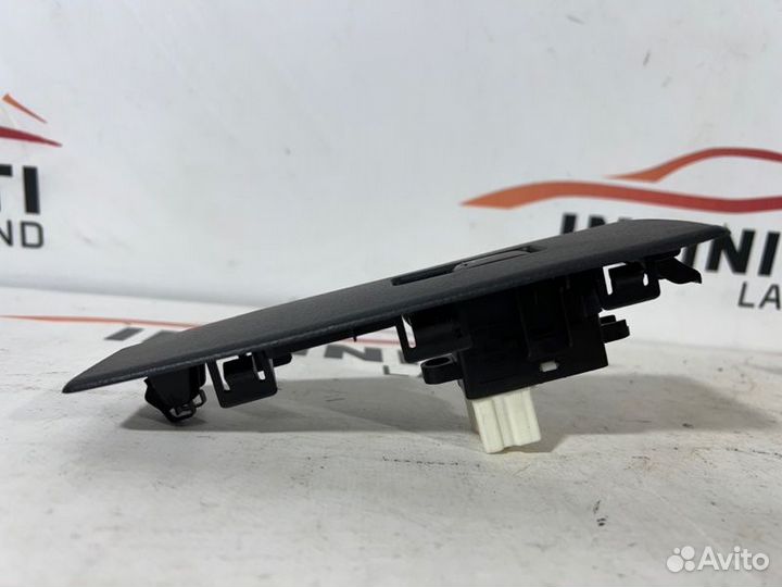 Кнопка стеклоподъемника Infiniti Fx35 Fx45 S50