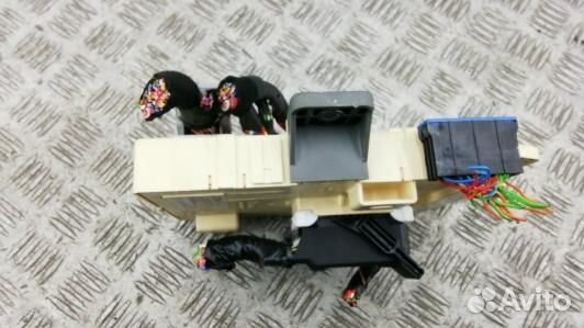 Блок предохранителей KIA sportage 3 (86N25M101)