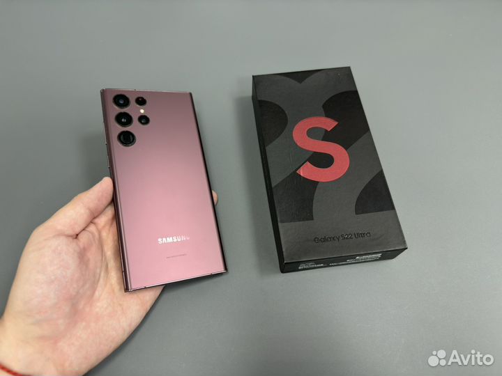 Samsung Galaxy S22 Ultra (Snapdragon 8 Gen1), 8/12