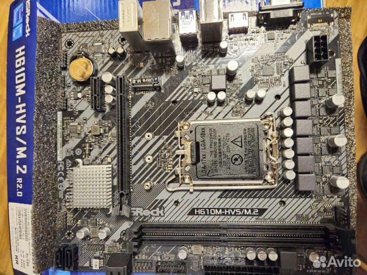 Материнская плата h610M ASRock