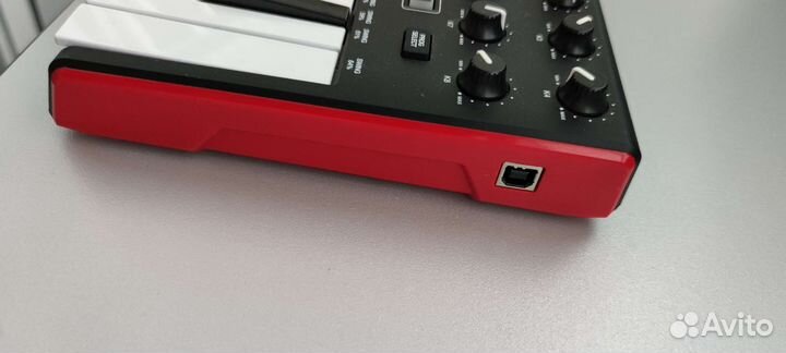 Akai MPK mini MK2 midi