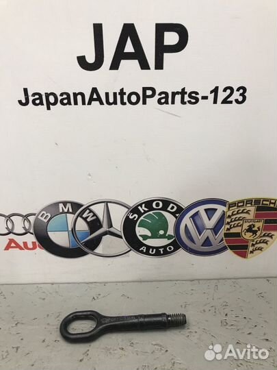 Крюк буксировочный Audi Tt 8J BWA 2008