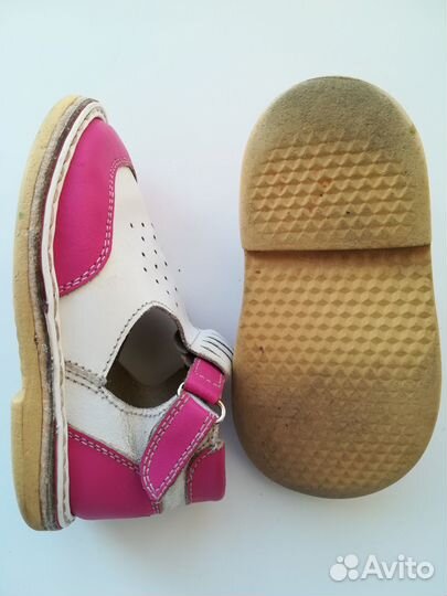 Сандалии для девочки