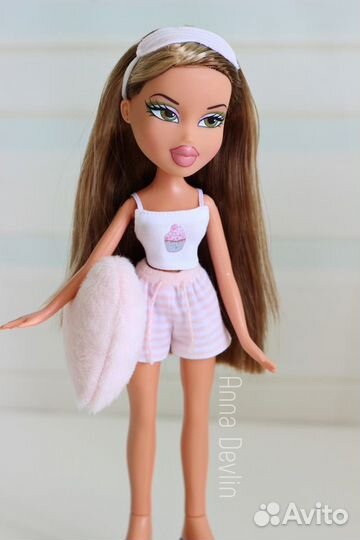 Одежда для кукол Bratz