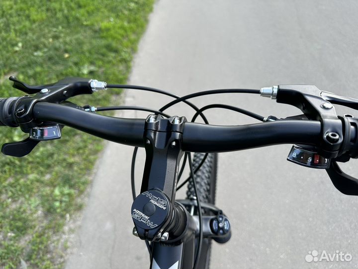 Велосипед горный 26 новый