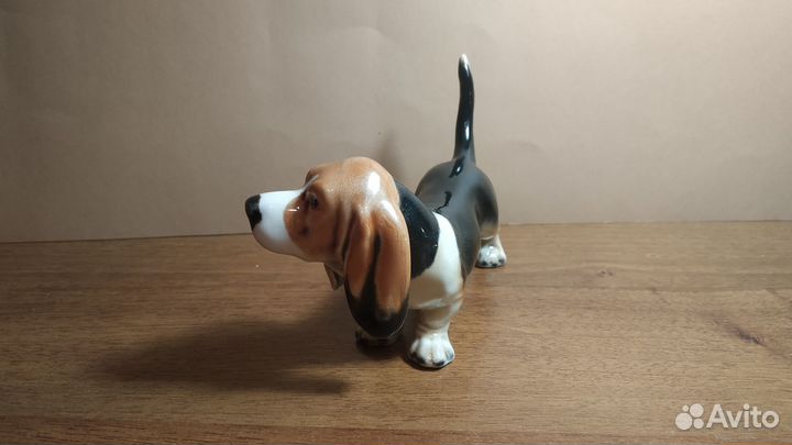 Фарфоровая статуэтка 