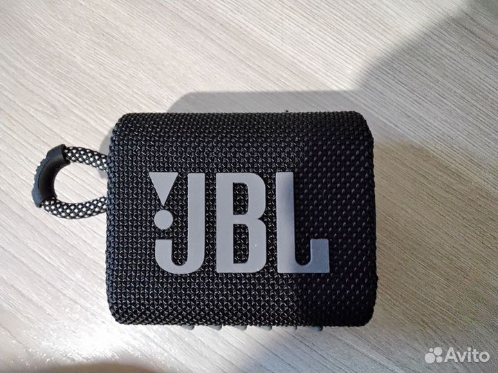 Портативная колонка jbl