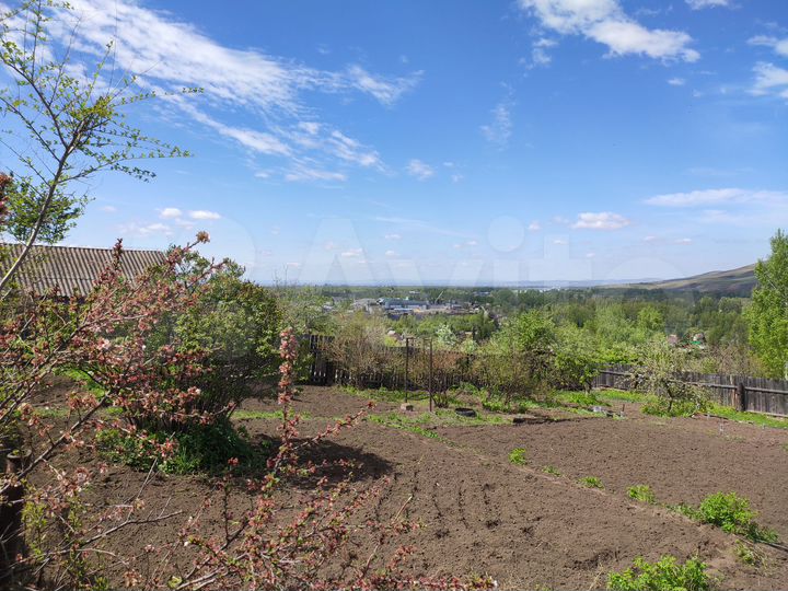 Дача 20 м² на участке 12 сот.