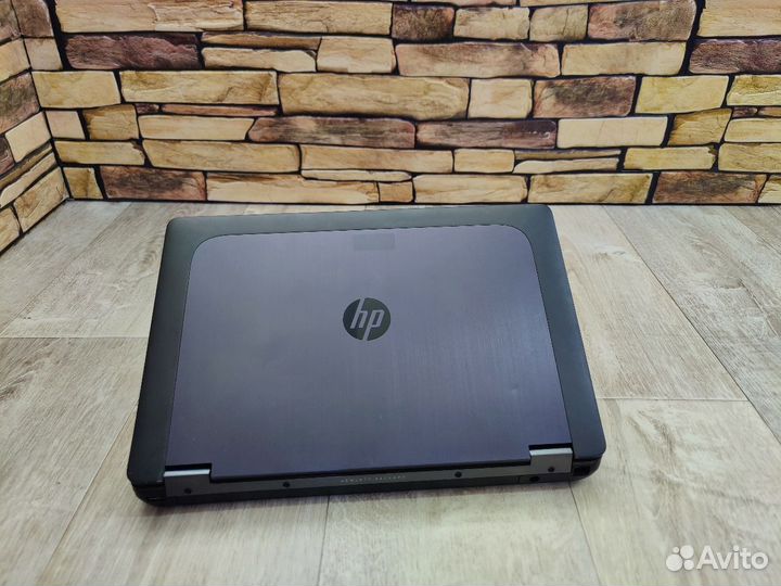 Ноутбук Hp (Intel Core i7 / IPS Экран / SSD )