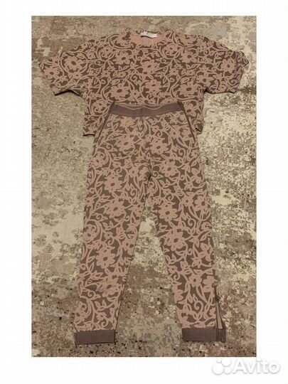 Спортивный костюм женский