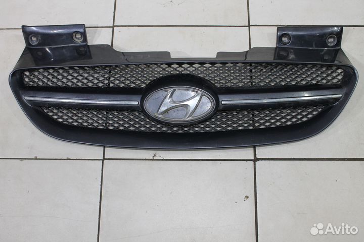 Решетка радиатора Hyundai Getz 2002-2010