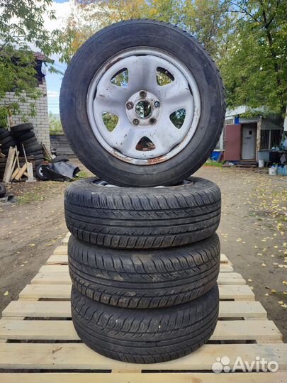 Колеса в сборе на Волгу R15