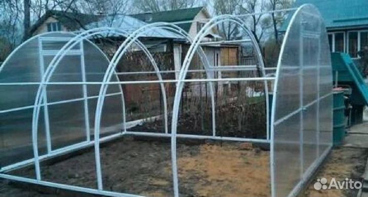 Теплица с чехлом