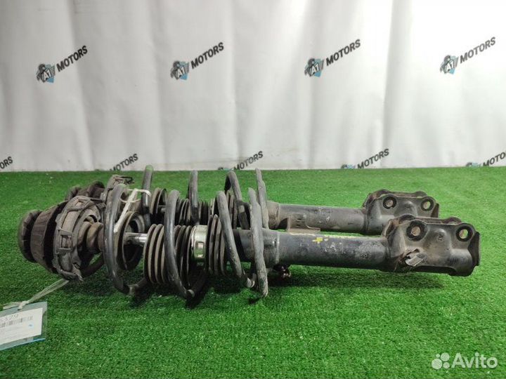 Стойка передняя Honda Fit GD4 L15A 2001