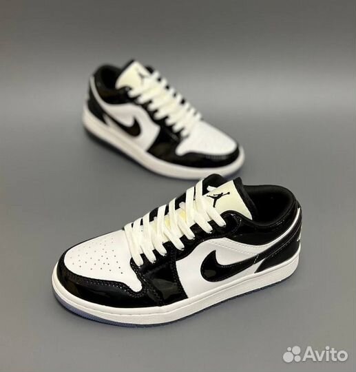 Кроссовки Nike Air Jordan 1