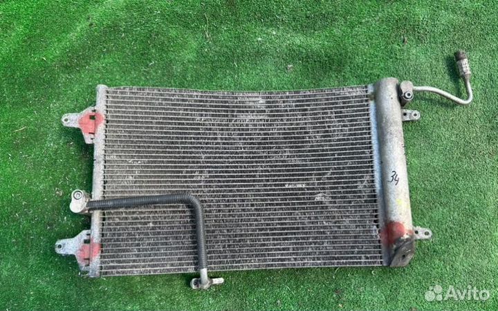 Радиатор кондиционера Volkswagen Sharan 1998