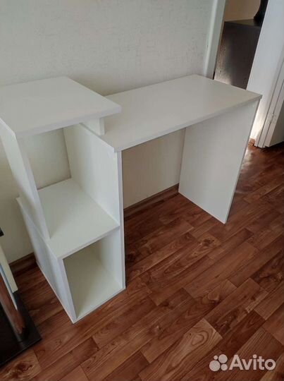 Стол компьютерный (новый)