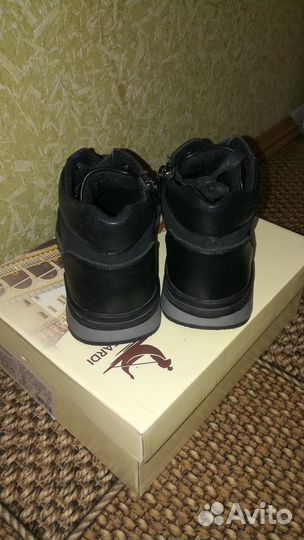 Ботинки 35 размер