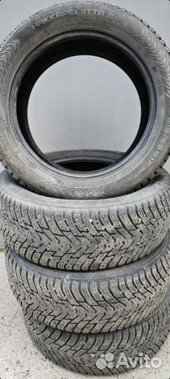 Nokian Tyres Hakkapeliitta 8 215/55 R17