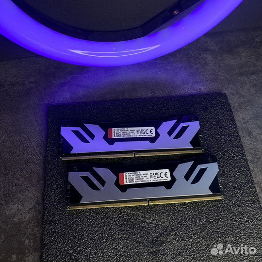 Оперативная память Kingston fury Renegade Silver