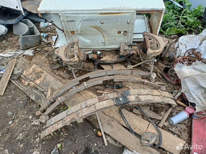 Передняя балка, задние рессоры Волга 31105
