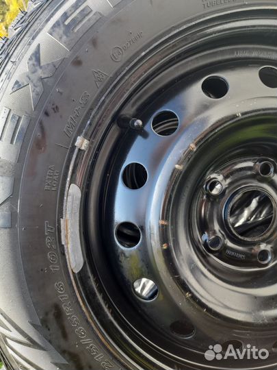 Nexen Winguard WinSpike WH62 215/65 R16 102T