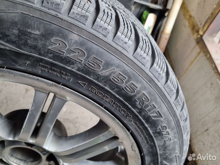 Nokian Tyres Hakkapeliitta 7 225/55 R17