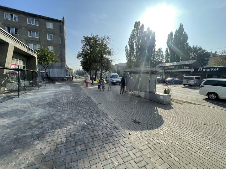 Торговая площадь, 65 м²