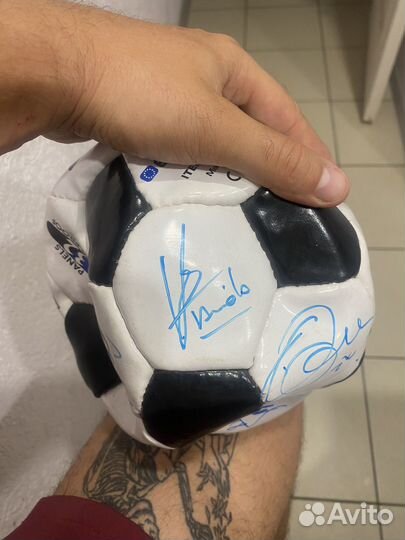 Футбольный мяч