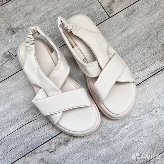 Босоножки женские новые 40р
