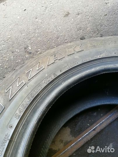 Bridgestone Blizzak DM-V1 245/65 R17