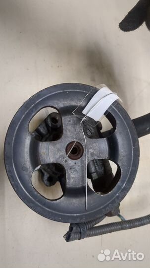 Гур Toyota Tundra, 2011