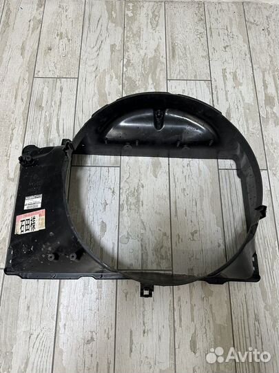 Диффузор радиатора Nissan 180SX