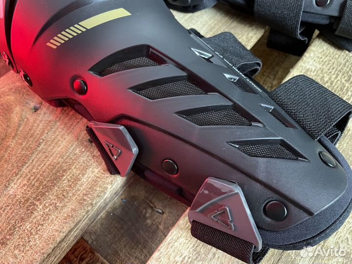 Защита коленей Leatt Dual Axis Black