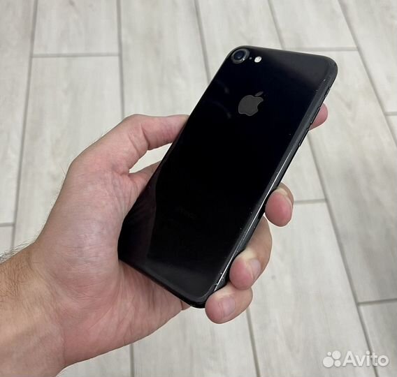 iPhone 7, 128 ГБ