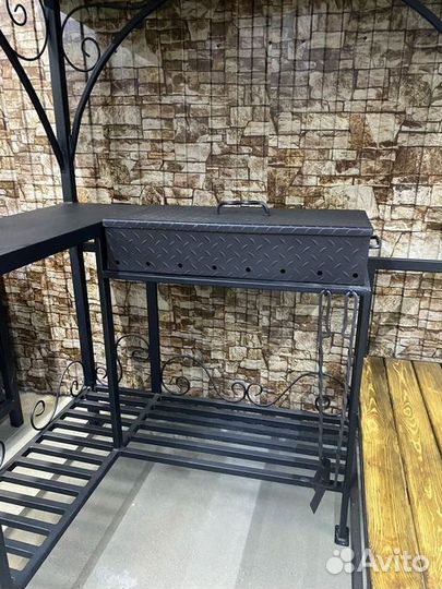 Беседка с мангалом